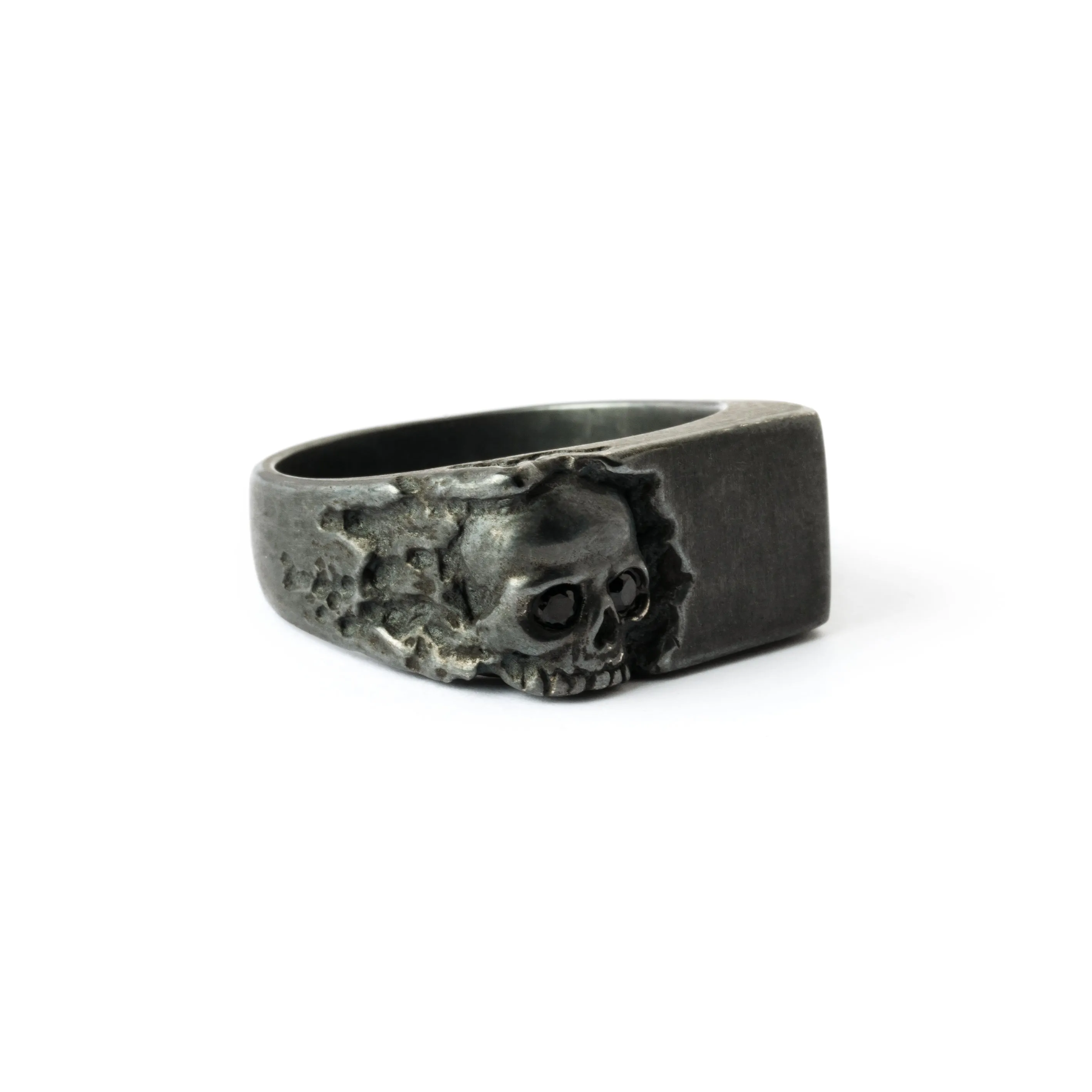 Black Silver Break Free Skull Ring