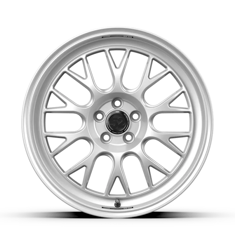 fifteen52 Holeshot RSR 18x9 5x100 42mm ET 73.1mm Center Bore Radiant Silver