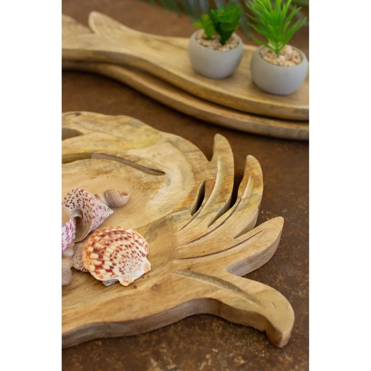 Kalalou - CARVED WOODEN CRAB PLATTER - NTBM1017