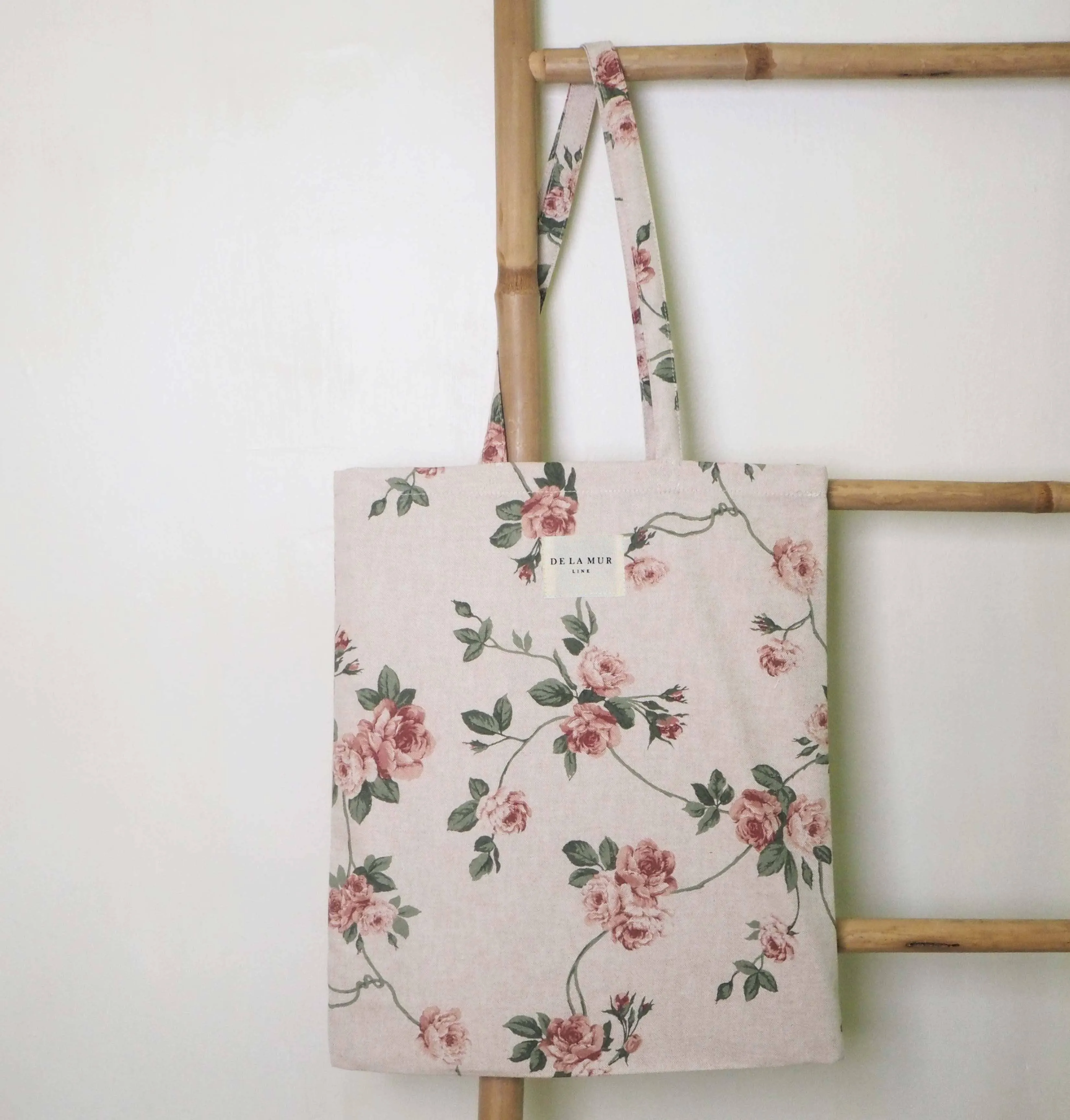 Lia Tote Small