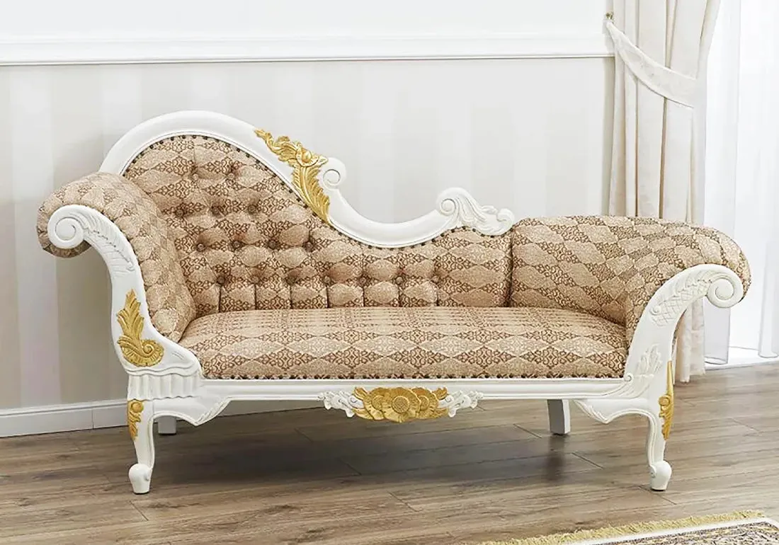 Luxury and Handmade Baroque Style Wooden Chaise Lounge