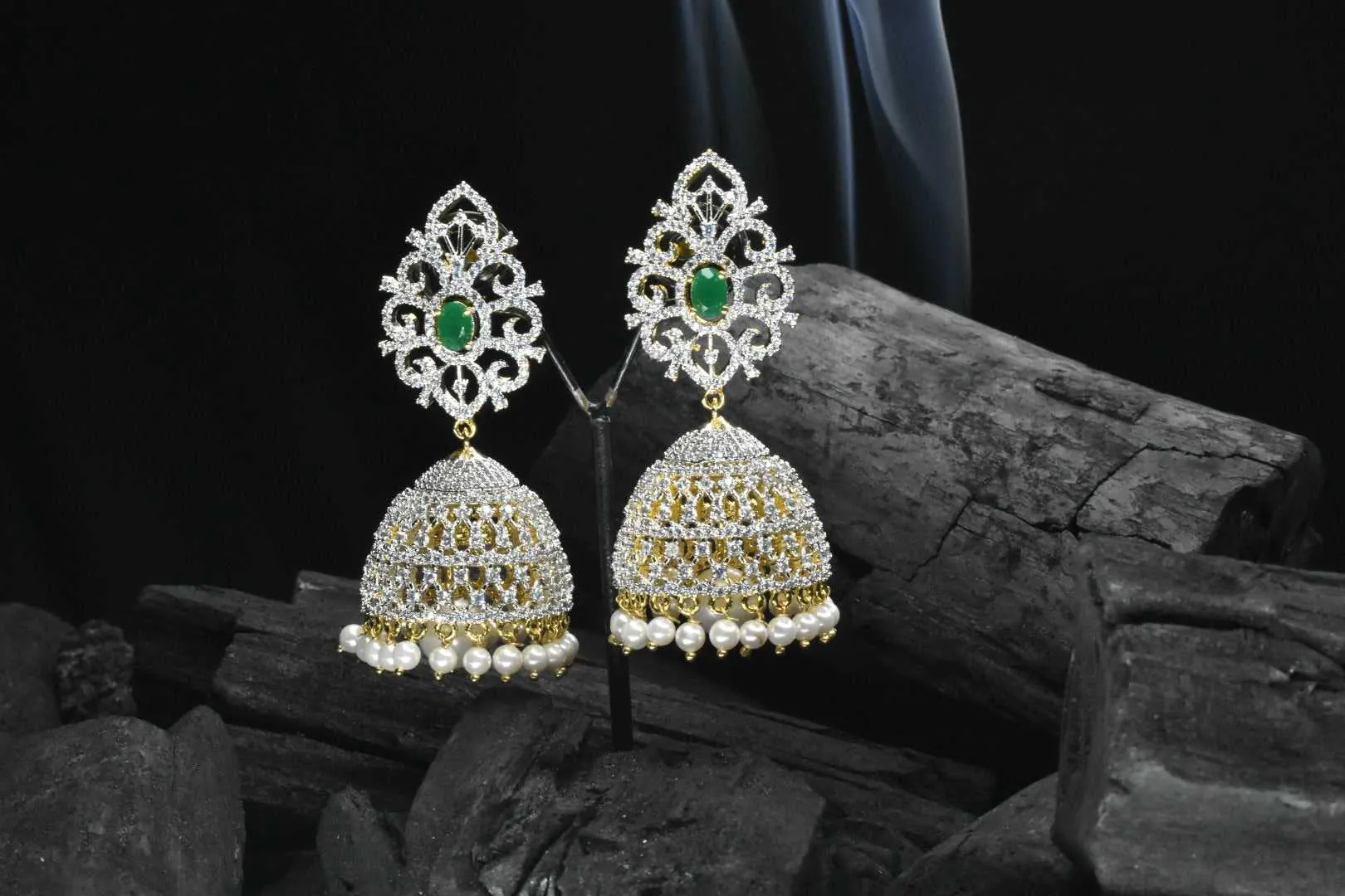 Radiant Glamorous Preciosa Earrings