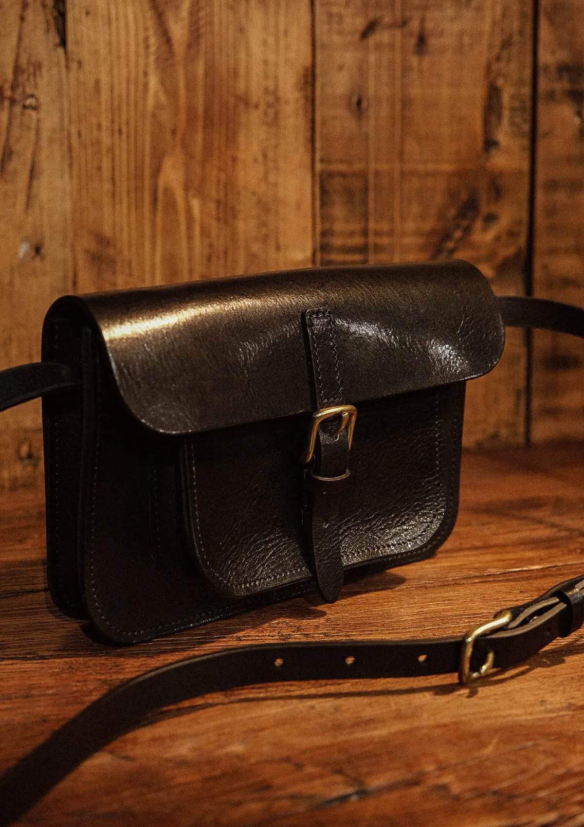 Saddle Leather Satchel - Black