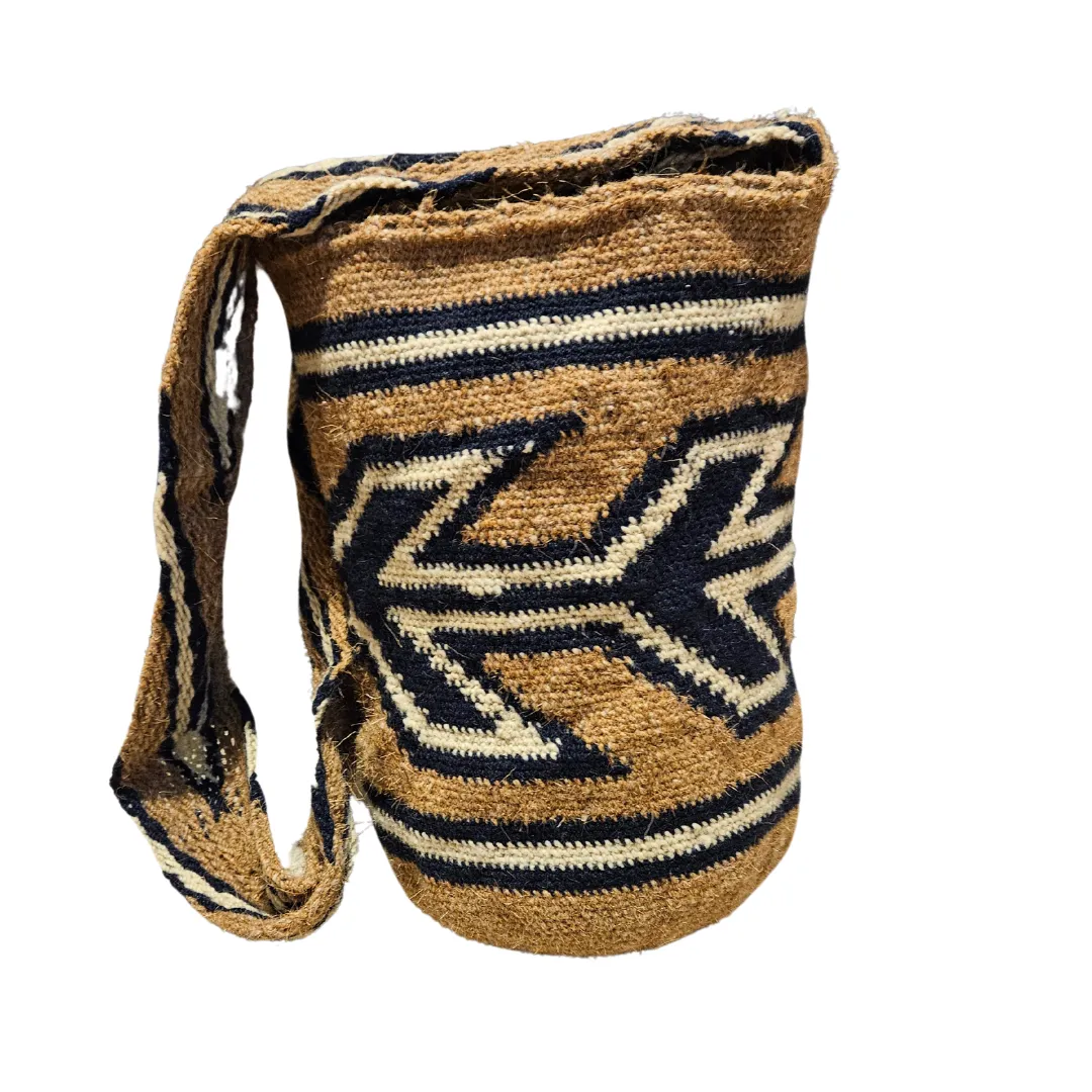 Sheep Wool Bag, Woven, natural dyed. Indigenous Made by Arhuaco Women of Colombia