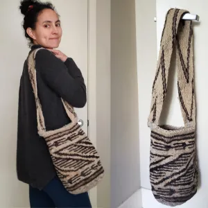 Sheep Wool Bag, Woven, natural dyed. Indigenous Made by Arhuaco Women of Colombia