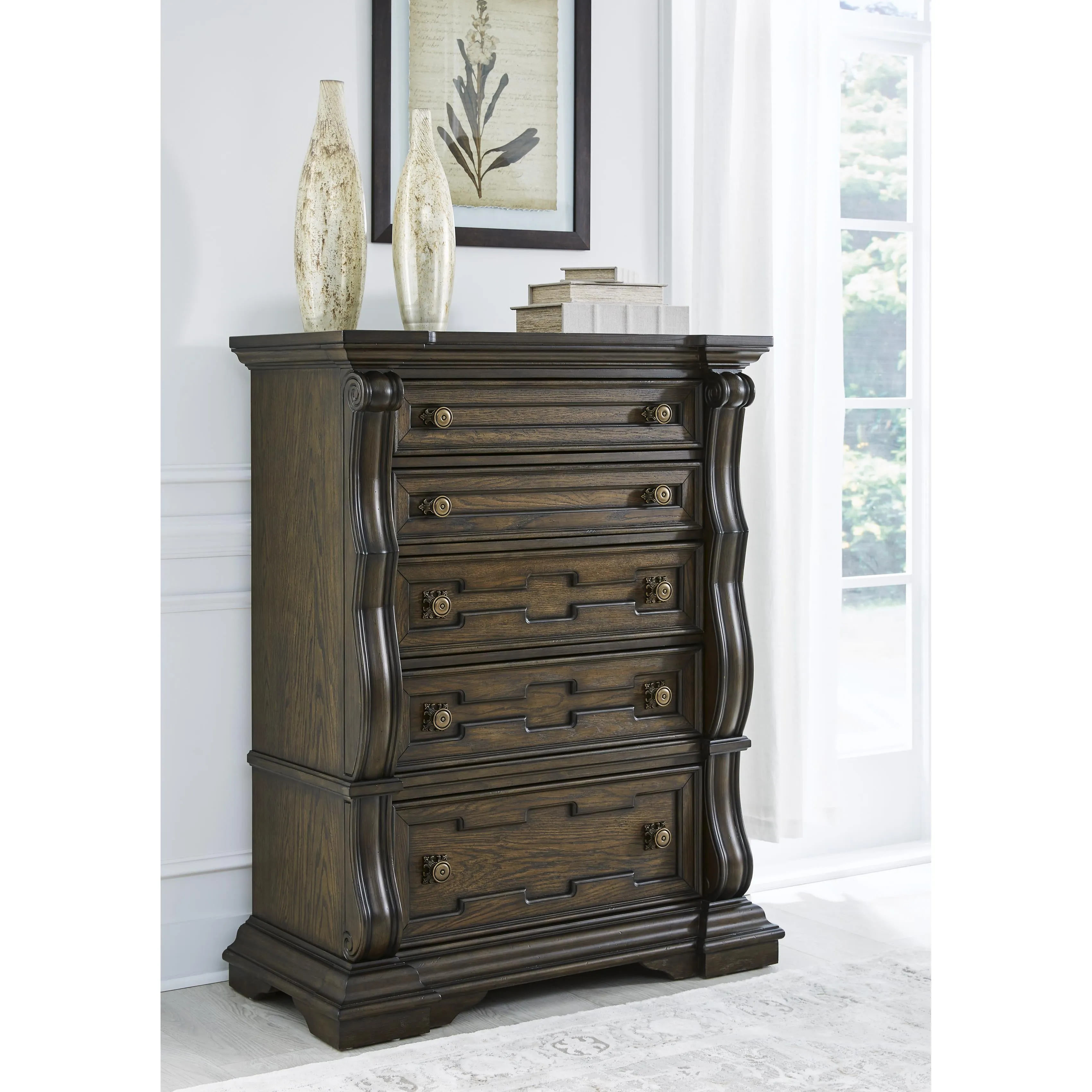 Signature Design by Ashley Maylee 5-Drawer Chest B947-46